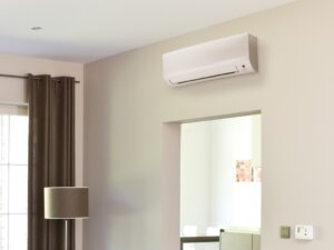 Wall-mounted air conditioning unit