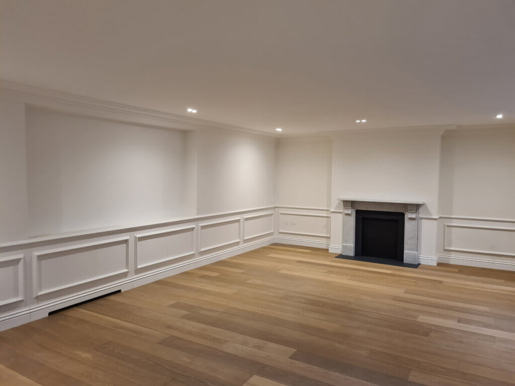 Return air slots for air conditioning in skirting board discreetly in luxury Notting Hill apartment